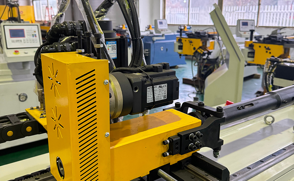 Mașină de îndoit țevi CNC din seria SS complet automată Mașină de îndoit țevi CNC din seria SS complet automată