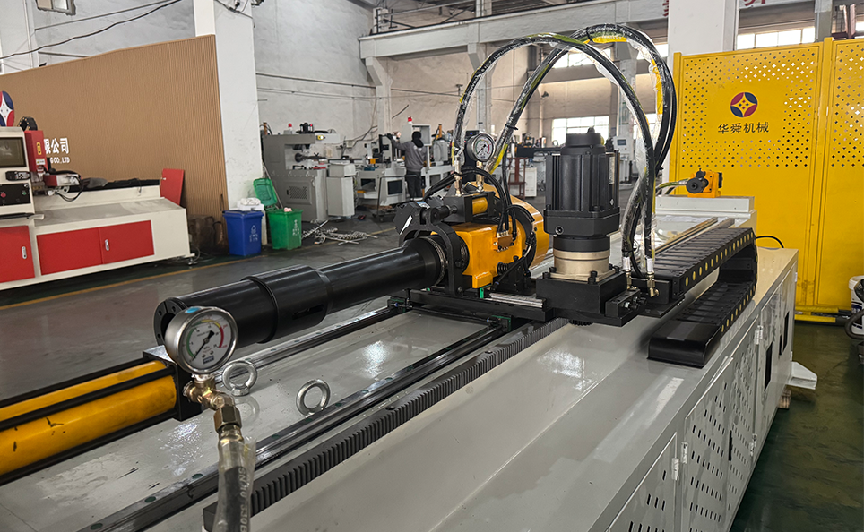 Mașină de îndoit țevi complet automată din seria CNC S cu funcție opțională de simulare