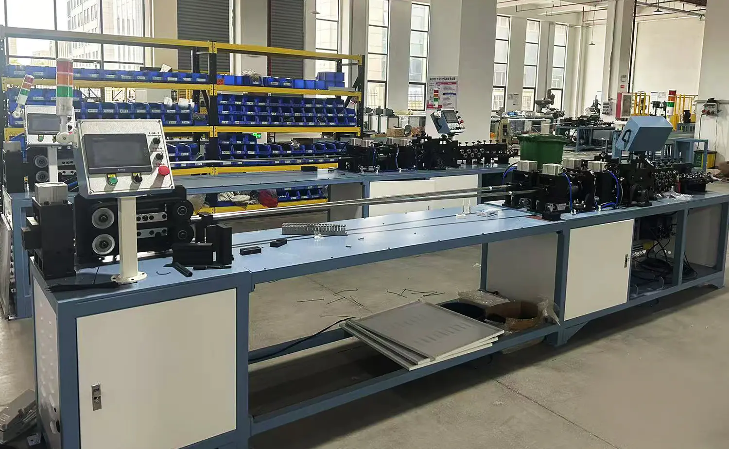 Seria SB-20CNC Serpentine Bender complet automată Seria SB-20CNC Serpentine Bender complet automată