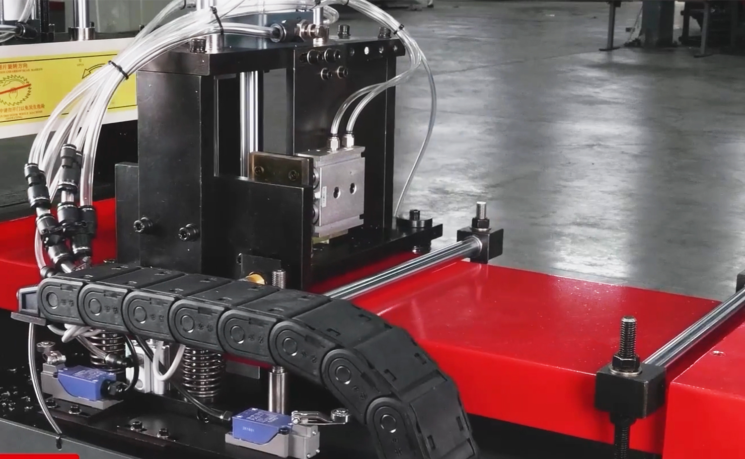 Mașină de tăiat aluminiu și cupru complet automată seria CNC455 Mașină de tăiat aluminiu și cupru complet automată seria CNC455